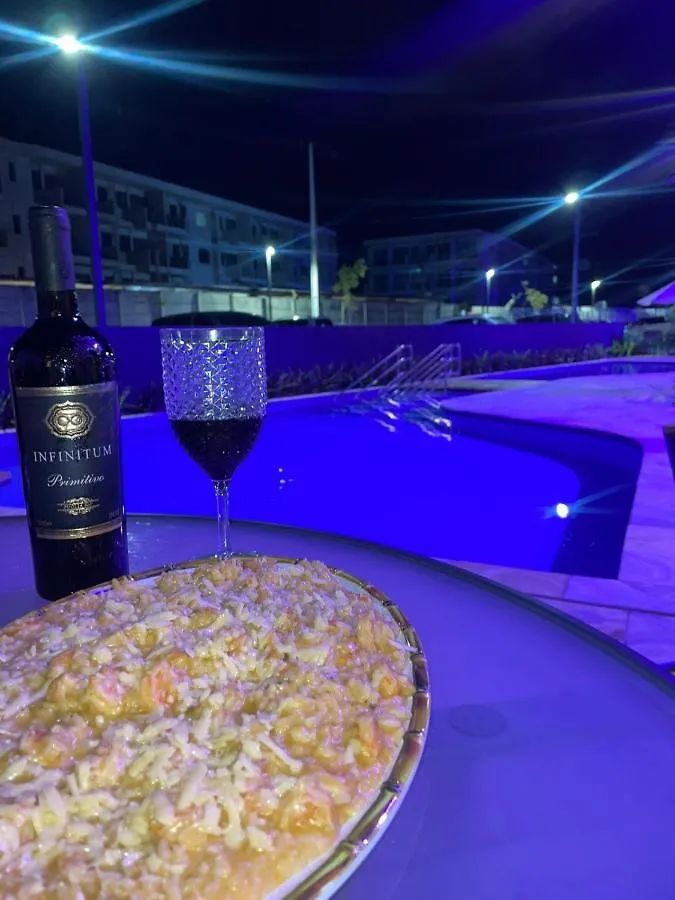 Flat Estudio De Luxo - Praia De Muro Alto - Piscinas - Ideal Para Casais, Familias Com Criancas - Ap Completo - Ar Cond, Wi Fi, Netflix, Estacionamento - 400 Mt Do Mar Pôrto das Galinhas 0*,